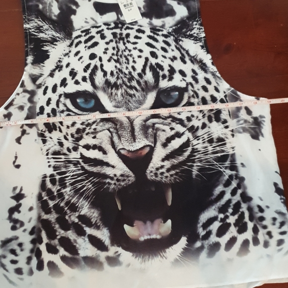 NWT EXPRESS mixed media tank - Picture 5 of 5